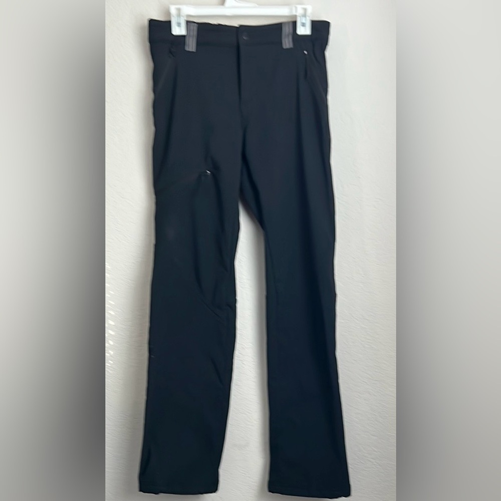 Columbia Men’s Omni Shield Active Fit Zip Pockets Pants, Black, 32